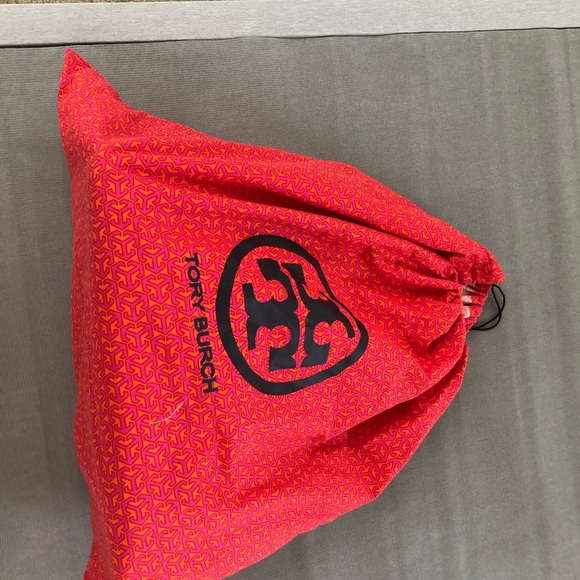 Tory Burch Robinson double zip tote - Picture 7 of 7